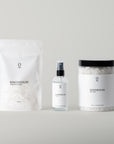 Foto van ons complete magnesiumassortiment: Biglysinaat magnesiumcapsules, 100ml magnesiumspray en 750 gram oplosbare magnesiumvlokken. Geschikt voor dagelijkse suppletie, spierontspanning, ontspanning en ondersteuning van de magnesiumbalans. Alle producten zijn verkrijgbaar in onze webshop.