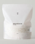 Foto van 2,5 kg van de puurste magnesiumvlokken. Eenvoudig online te bestellen via onze webshop voor ontspannende baden, spierherstel en dagelijkse ondersteuning van de magnesiumbalans.